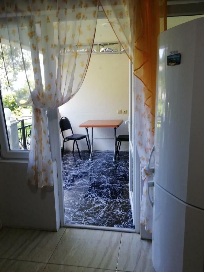 Geno Guest House Kvariati Eksteriør bilde